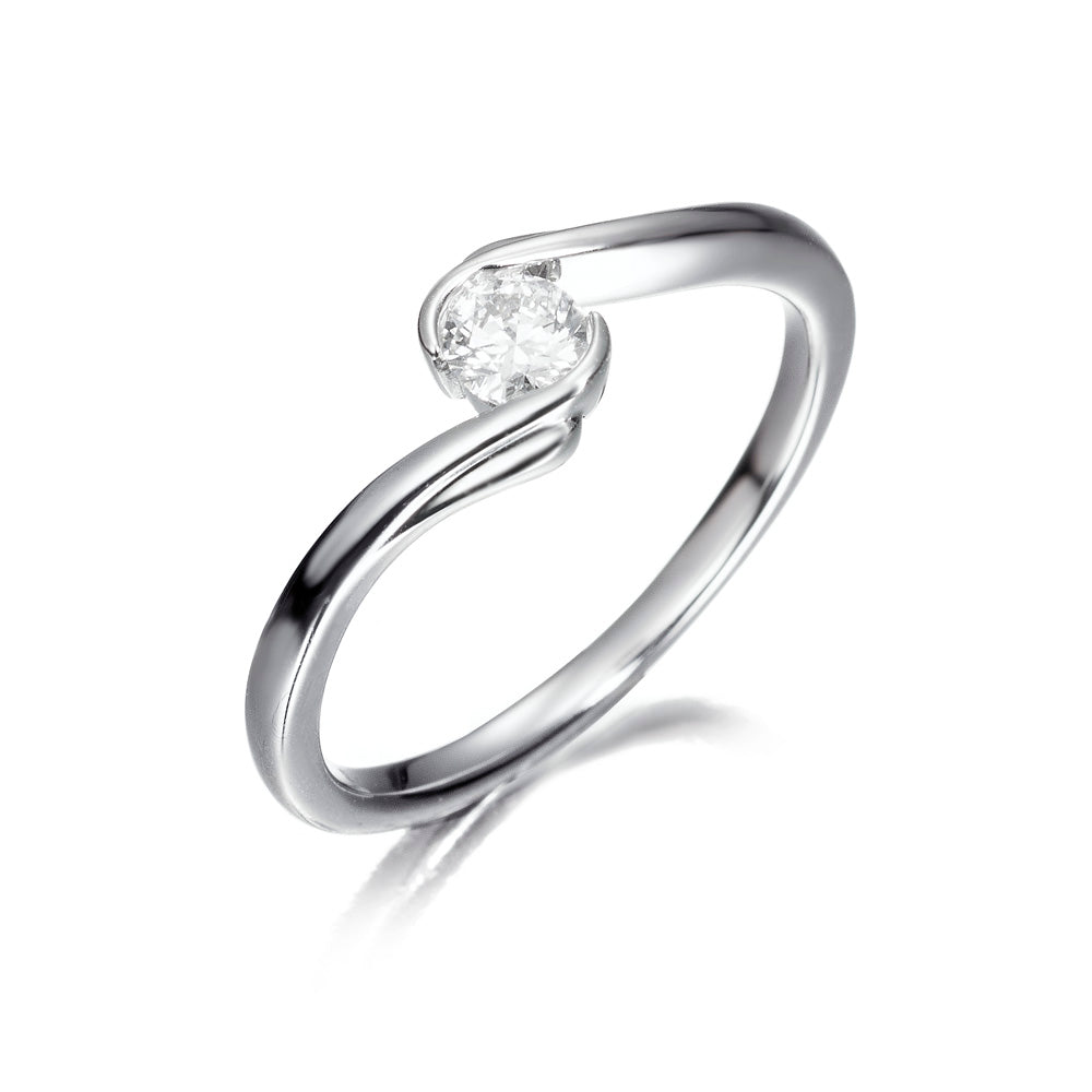 Anillo solitario de oro 18K y diamante de 0.22 quilates