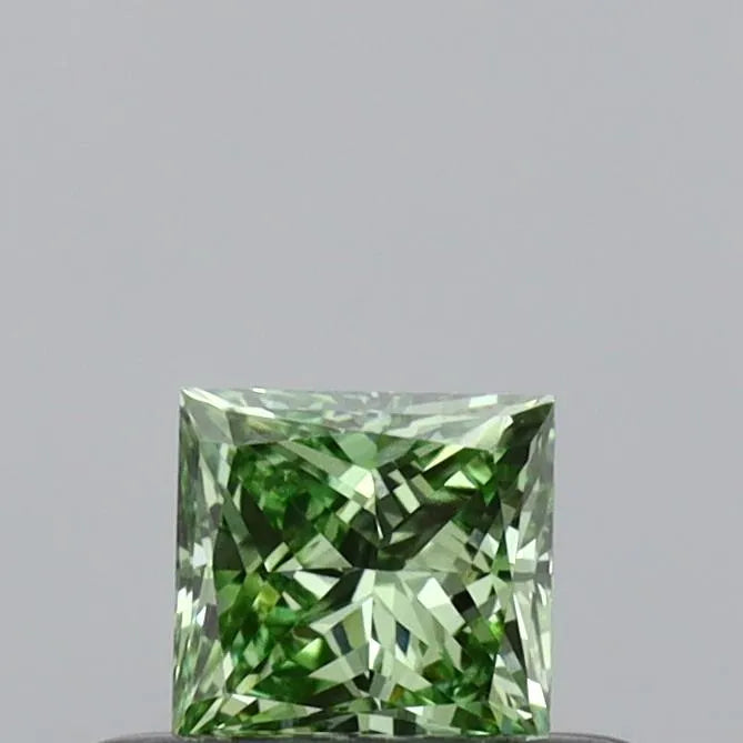 0.30ct Princess Lab Grown Diamond (Colour Fancy Vivid Green, Clarity VVS2, IGI Certified)
