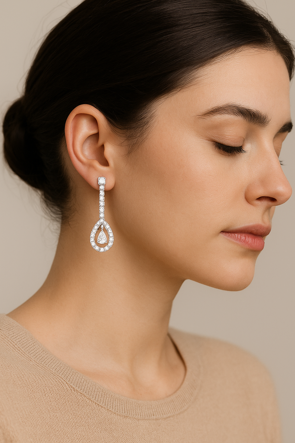 Pendientes largos de oro 18K con diamantes 1,75 cts