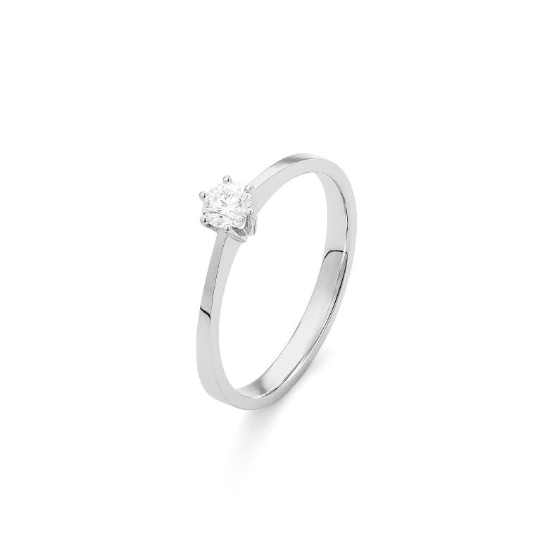Solitario de oro blanco 18K con diamante