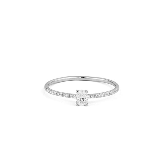Anillo Solitario acompañado con Centro Diamante Oval
